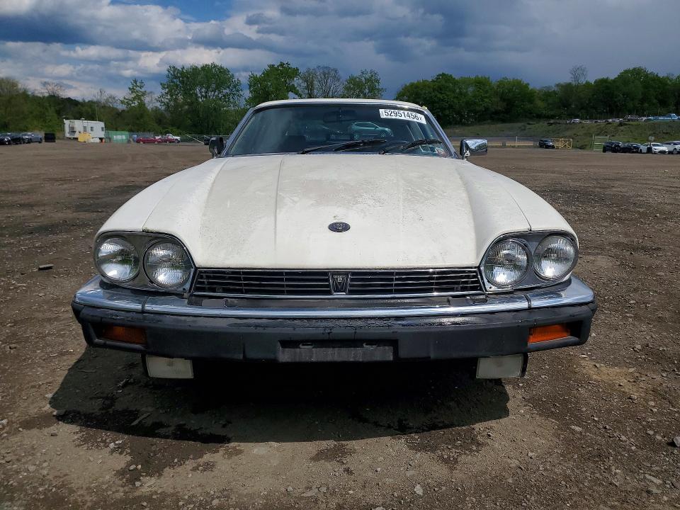 1986 Jaguar Xjs VIN SAJNV5843GC133258 COPART salvage auction — MINOR DENT/SCRATCHES, Ny - Certificate Of Title, sold $3,900 on 2026-07-21 (photo 5)
