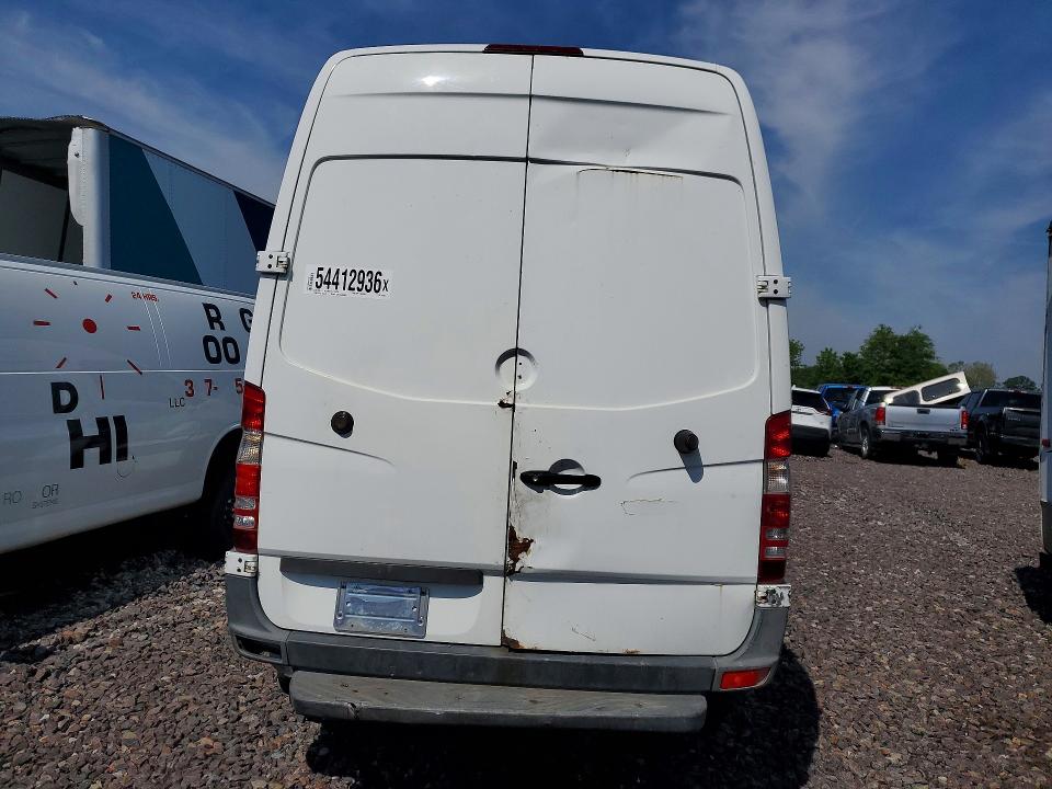 2010 Frht - freightliner Sprinter VIN WDYPE7CC3A5465542 COPART salvage auction — SIDE, ST, sold $750 on 2026-08-12 (photo 6)