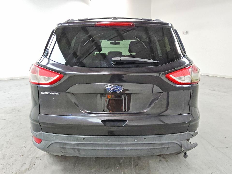 2013 Ford Escape VIN 1FMCU0F76DUB65860 COPART salvage auction — MINOR DENT/SCRATCHES, Va - Certificate Of Title, sold $150 on 2026-07-09 (photo 6)