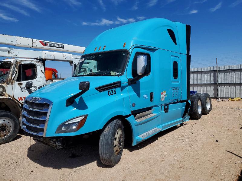 2020 Freightliner All other VIN 3AKJHHDR6LSKU3221 COPART salvage auction — FRONT END, CT, sold $8,600 on 2026-08-25 (photo 2)