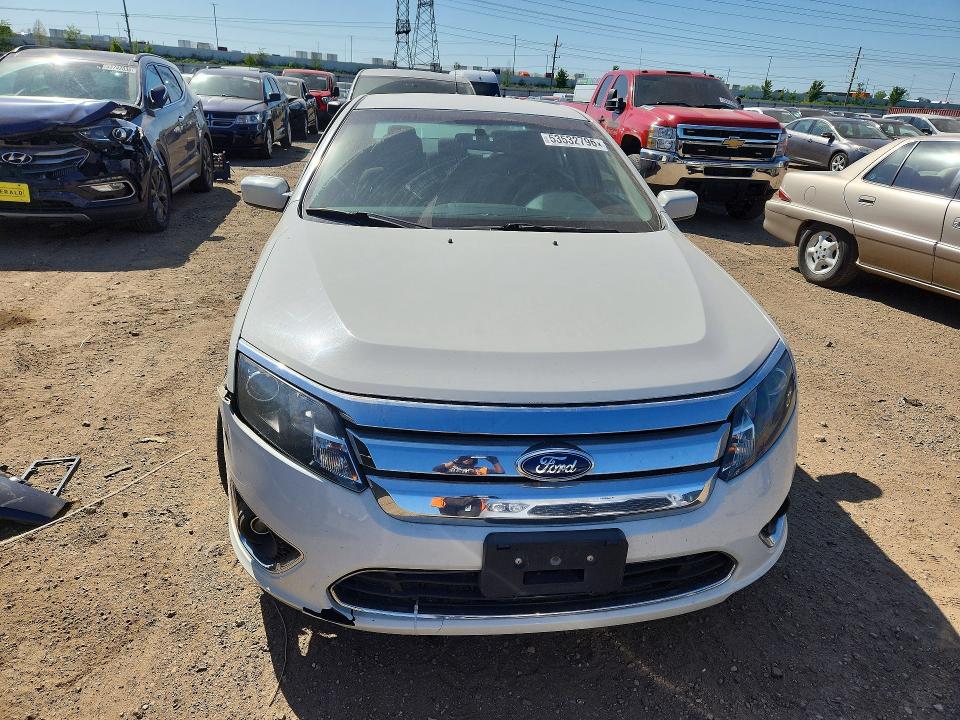 2012 Ford Fusion VIN 3FADP0L35CR440910 COPART salvage auction — SIDE, Il - Salvage Certificate, sold $300 on 2026-07-02 (photo 5)