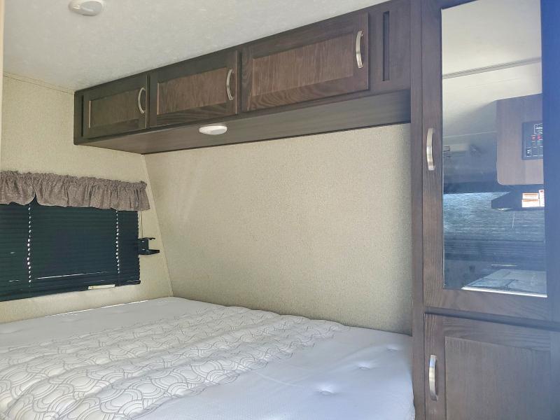 2020 Keystone rv Springdale VIN 4YDT2012XLG100364 COPART salvage auction — HAIL, CA - SALVAGE CERTIFICATE, sold $850 on 2026-07-09 (photo 5)