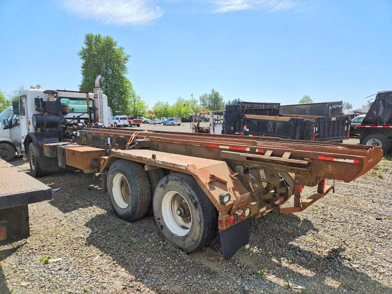 2001 Peterbilt All other VIN 1NPZL09X41D712996 COPART salvage auction — UNDERCARRIAGE, CT, sold $750 on 2026-07-09 (photo 3)