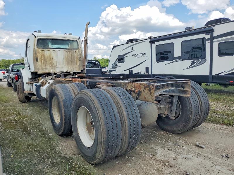 2017 Freightliner All other VIN 1FVHCYCY4HHJF4640 COPART salvage auction — MECHANICAL, CY, sold $5,000 on 2026-07-10 (photo 3)