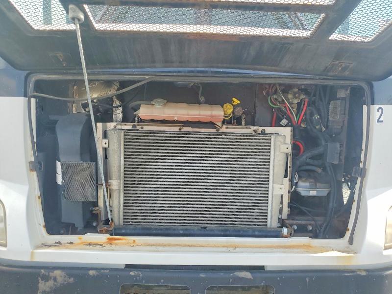 2013 Freightliner All other VIN 4UZADEDT1DCFF1403 COPART salvage auction — NORMAL WEAR, MO - DEALER ONLY CLEAN TITLE (P), sold $7,800 on 2026-07-24 (photo 7)