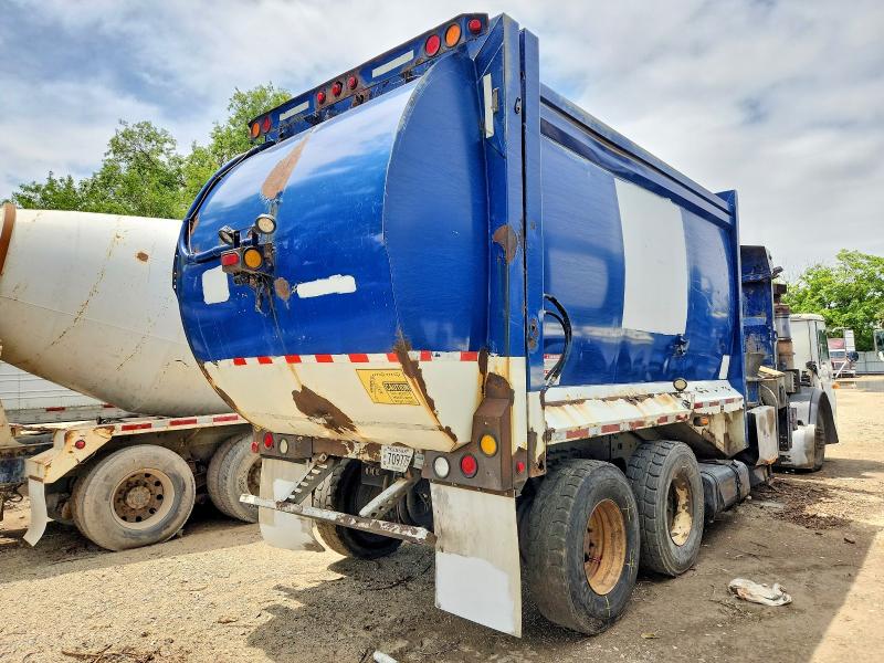 2009 Mack All other VIN 1M2AU02C19M003135 COPART salvage auction — FRONT END, CD, sold $900 on 2026-07-29 (photo 4)