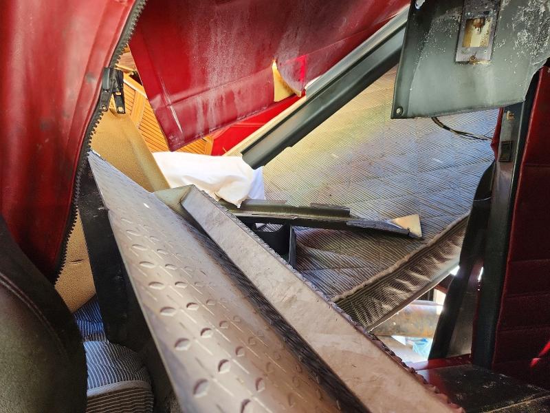 1999 Peterbilt All other VIN 1XP5DB9XXXD485223 COPART salvage auction — ROLLOVER, ST, sold $1,200 on 2026-07-09 (photo 6)