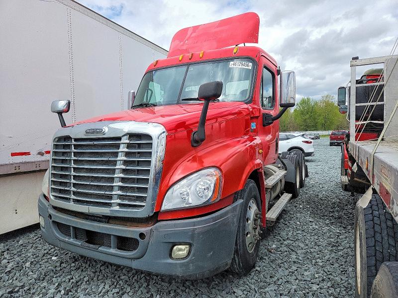 2011 Freigliner All other VIN 1FUJGEDV7BSBB1520 COPART salvage auction — SIDE, MI - DEALER ONLY CLEAN TITLE (P), sold $2,000 on 2026-07-31 (photo 2)