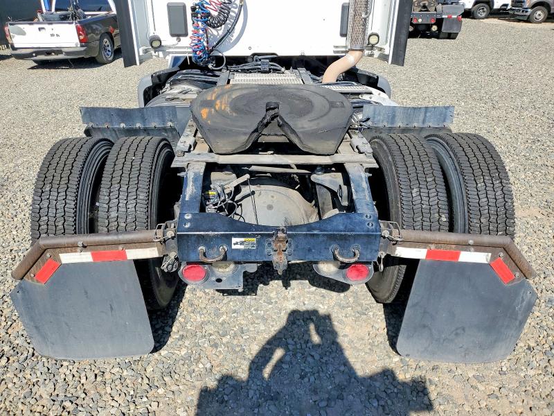 2018 Peterbilt All other VIN 1XPBA48X5JD478146 COPART salvage auction — NORMAL WEAR, DV, sold $9,300 on 2026-08-06 (photo 9)