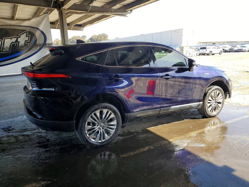 2021 Toyota Venza VIN JTEAAAAH8MJ024442 COPART salvage auction — FRONT END, CA - CERTIFICATE OF TITLE, sold $15,000 on 2026-07-09 (photo 3)