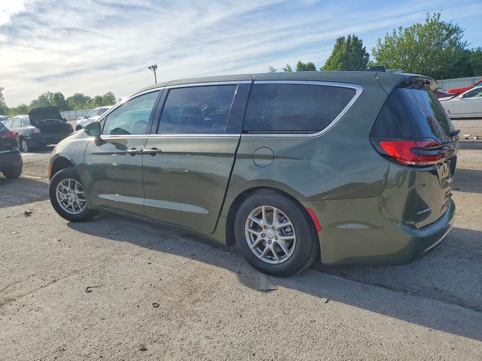 2027 Chrysler Pacifica VIN 2C4RC1BG9VR556058 COPART salvage auction — SIDE, IN - CERT OF TITLE-SALVAGE TITLE, sold $10,200 on 2026-10-08 (photo 2)