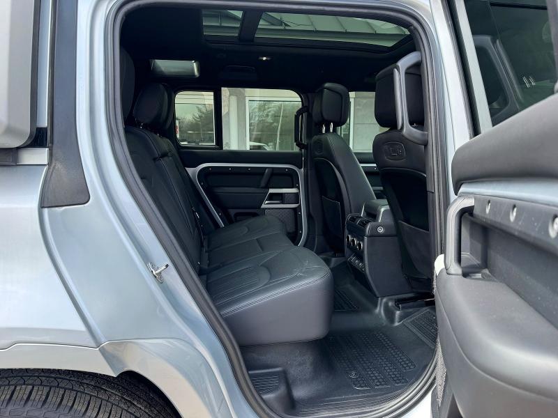 2022 Land rover Defender VIN SALEW7RU6N2097910 COPART salvage auction — Minor Dent/Scratches, MA - CERTIFICATE OF TITLE (P), sold $35,500 on 2026-06-05 (photo 6)