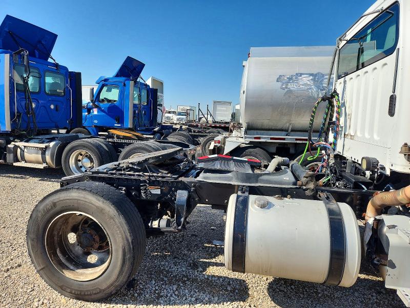 2015 Freightliner All other VIN 1FUBC5CY2FHGK0773 COPART salvage auction — MECHANICAL, TX - CERTIFICATE OF TITLE, sold $4,800 on 2026-07-29 (photo 6)