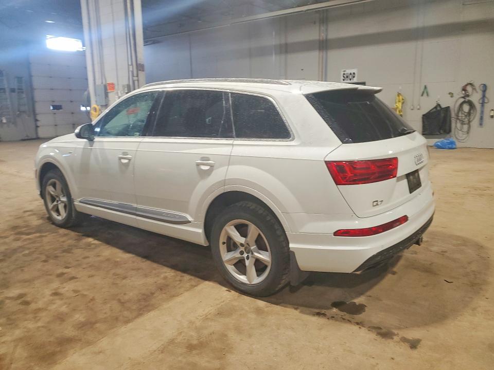 2017 Audi Q7 VIN WA1WAAF77HD024215 COPART salvage auction — VANDALISM, Ns - Salvage Title, sold $350 on 2026-07-30 (photo 2)