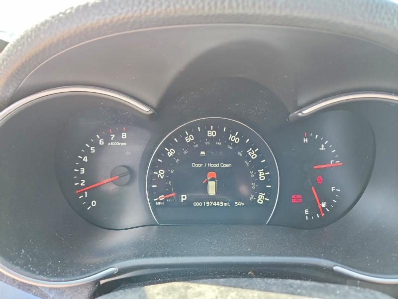 2014 Kia Sorento VIN 5XYKWDA75EG488079 COPART salvage auction — NORMAL WEAR, Mt - Certificate Of Title, sold $600 on 2026-07-07 (photo 9)