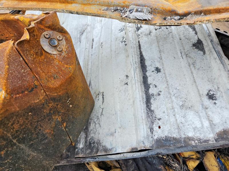1986 Pontiac Fiero VIN 1G2PM37R6GP255301 COPART salvage auction — BURN, Mi - Dealer Only Clean Title, sold $50 on 2026-07-29 (photo 8)