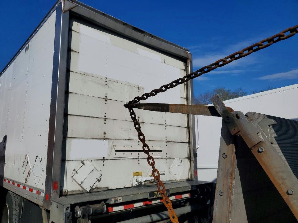 2013 Kenworth All other VIN 2NKHHM7X8DM354507 COPART salvage auction — MINOR DENT/SCRATCHES, IN - CERTIFICATE OF TITLE, sold $5,100 on 2026-07-08 (photo 6)