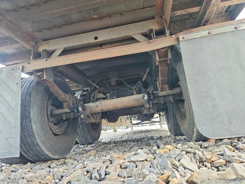 2015 Utility All models VIN 1UYVS2534FG164819 COPART salvage auction — NORMAL WEAR, PA - CERT OF TITLE, sold $925 on 2026-07-07 (photo 5)