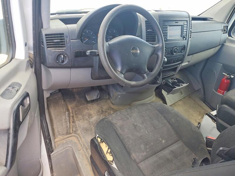 2015 Freightliner Sprinter VIN WDYPF4CC6FP169518 COPART salvage auction — HAIL, MN - CERT OF TITLE-SALVAGE, sold $600 on 2026-07-29 (photo 8)