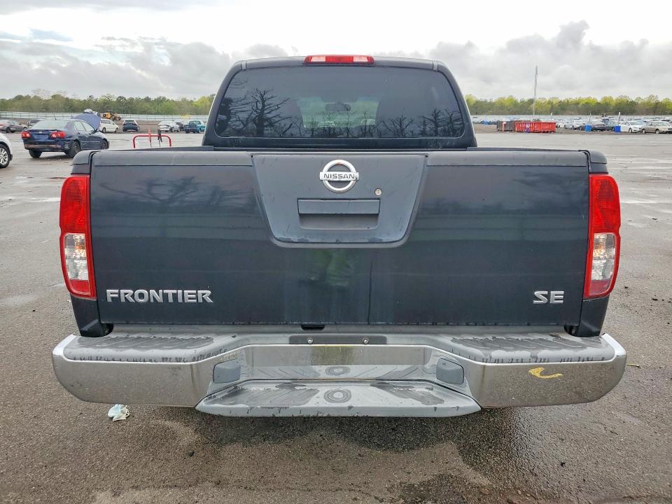 2006 Niss Frontier VIN 1N6AD07W35C403637 COPART salvage auction — MINOR DENT/SCRATCHES, NY - CERTIFICATE OF TITLE, sold $1,500 on 2026-07-08 (photo 6)