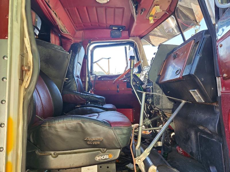 1999 Peterbilt All other VIN 1XP5DB9XXXD485223 COPART salvage auction — ROLLOVER, ST, sold $1,200 on 2026-07-09 (photo 5)