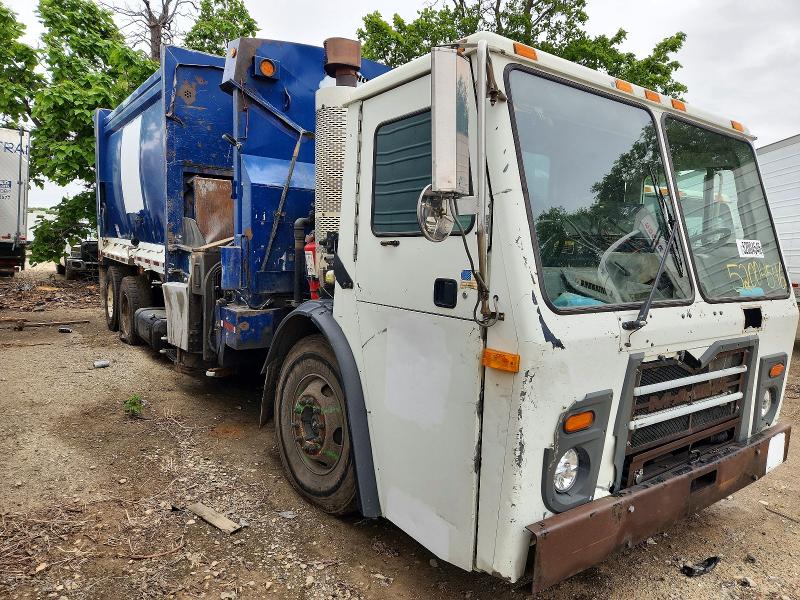 2009 Mack All other VIN 1M2AU02C59M003137 COPART salvage auction — FRONT END, CD, sold $1,000 on 2026-07-29 (photo 1)