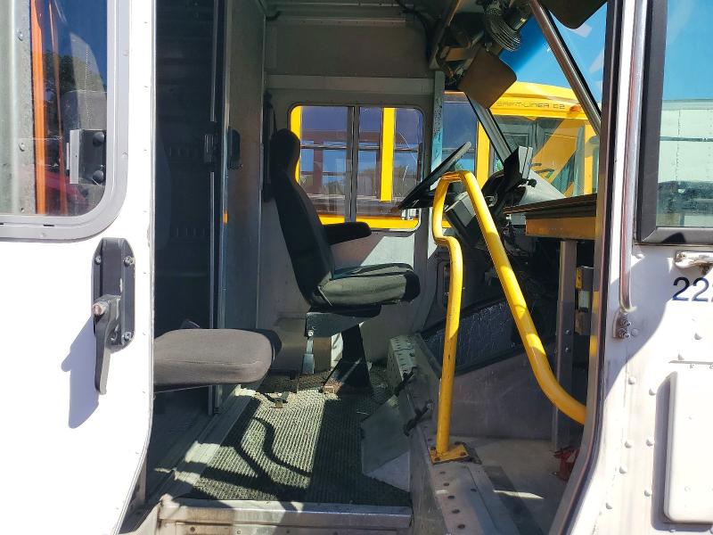 2014 Freightliner All other VIN 4UZAC3DV8ECFL0594 COPART salvage auction — ALL OVER, MD - CERTIFICATE OF TITLE, sold $7,900 on 2026-07-27 (photo 7)