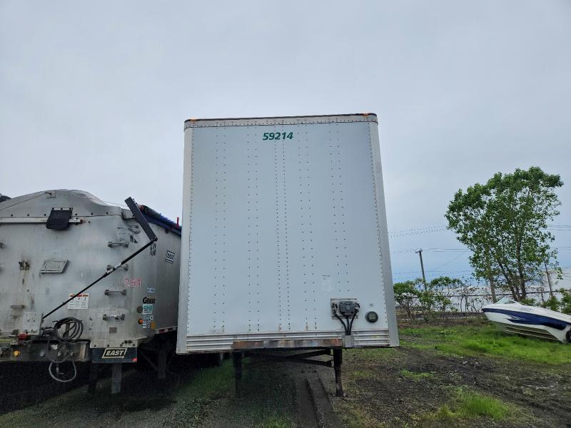 2011 Utility trailer manufacture VIN 1UYVS2532BG103303 COPART salvage auction — REAR END, QC - GRAVEMENT ACCIDENTE, sold $175 on 2026-07-28 (photo 7)