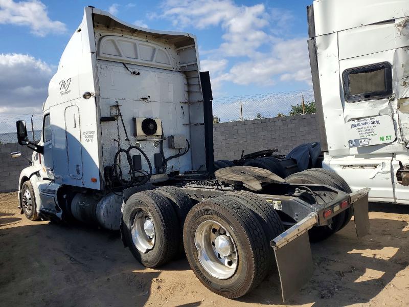 2017 Peterbilt All other VIN 1XPBD49X2HD392907 COPART salvage auction — ALL OVER, IN - CERT OF TITLE-SALVAGE TITLE (P), sold $2,050 on 2026-07-23 (photo 3)