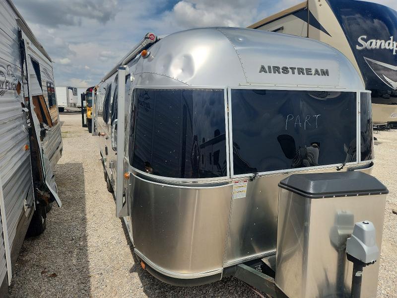 2016 Airstream Unknown VIN 1STJBYP24GJ535522 COPART salvage auction — ROOF, TX - CERTIFICATE OF TITLE, sold $7,700 on 2026-07-28 (photo 9)