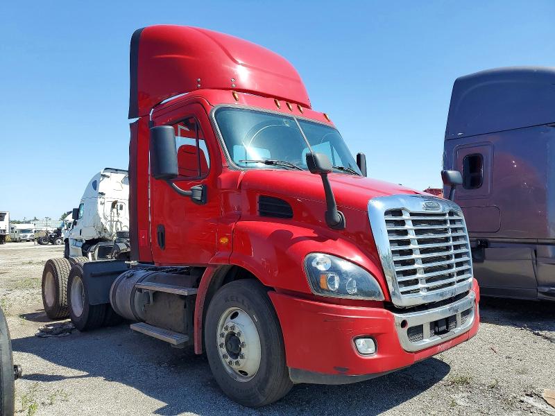 2016 Freigliner All other VIN 3AKJGBDV2GDHA6350 COPART salvage auction — NORMAL WEAR, IL - CERTIFICATE OF TITLE, sold $5,250 on 2026-07-28 (photo 1)