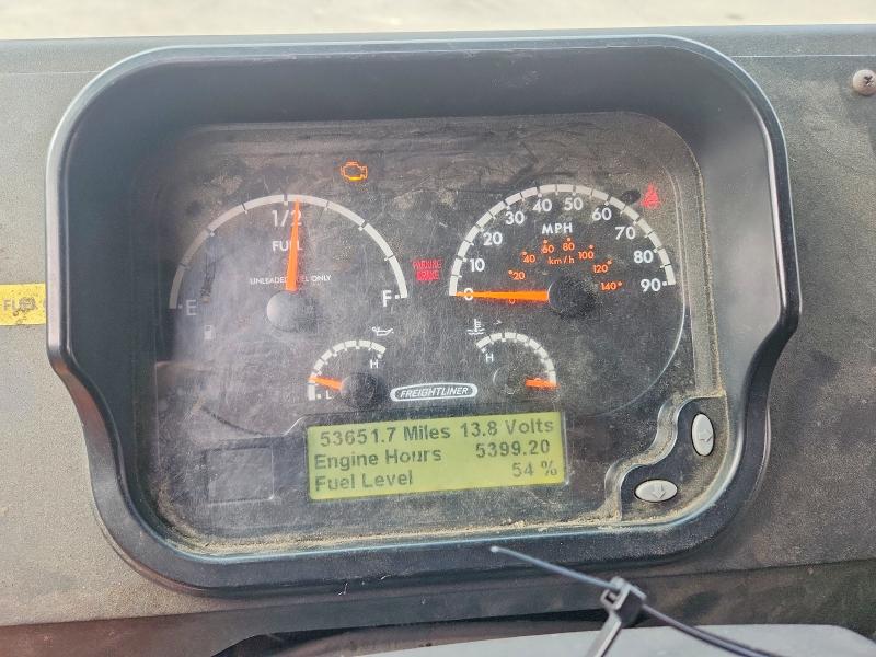 2020 Freightliner All other VIN 4UZAC2EA2LCMH8049 COPART salvage auction — MINOR DENT/SCRATCHES, CA - CERTIFICATE OF TITLE, sold $26,000 on 2026-07-27 (photo 9)
