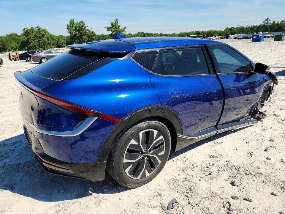 2023 Kia All other VIN KNDC34LA3P5612125 COPART salvage auction — FRONT END, Mo - Junking Certificate, sold $7,400 on 2026-07-29 (photo 3)
