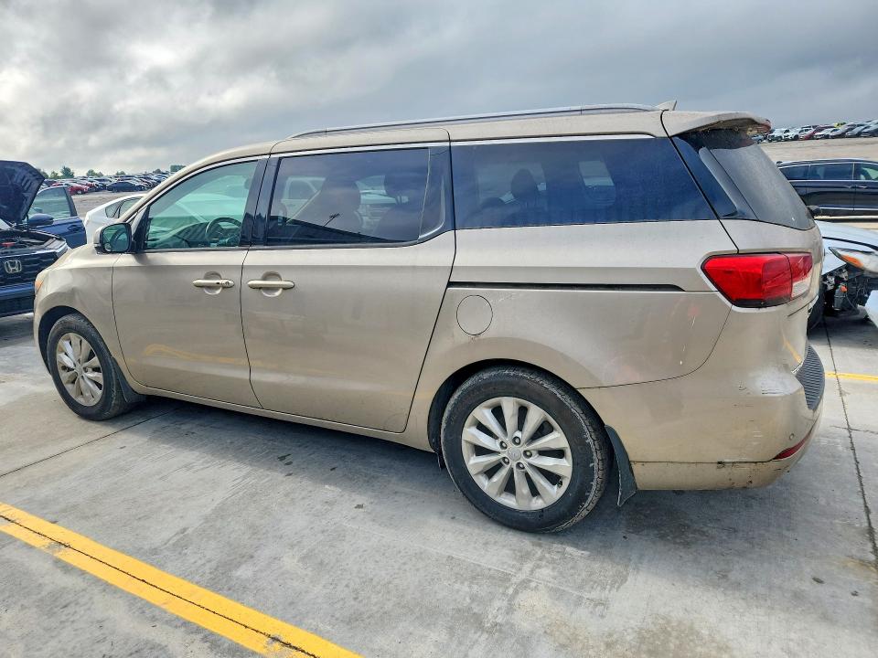 2015 Kia SEDONA VIN KNDMC5C13F6020954 COPART salvage auction — NORMAL WEAR, Ky - Red Rebuilt Flood, sold $1,250 on 2026-07-09 (photo 2)
