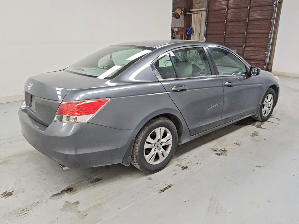 2010 Honda Accord VIN 1HGCP2F47AA026803 COPART salvage auction — MINOR DENT/SCRATCHES, IN - CERTIFICATE OF TITLE, sold $1,450 on 2026-07-02 (photo 3)