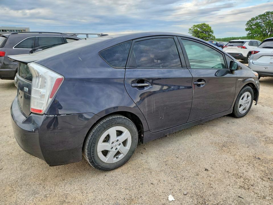 2011 Toyota Prius VIN JTDKN3DU9B1384852 COPART salvage auction — ROOF, Sd - Certificate Of Title, sold $500 on 2026-07-28 (photo 3)