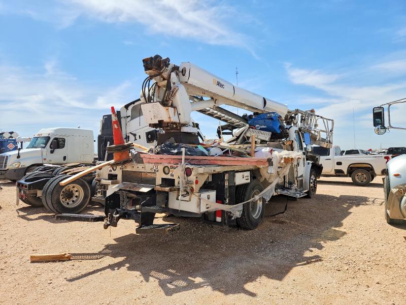 2020 Freightliner All models VIN 1FVACWFD2LHKW5893 COPART salvage auction — ALL OVER, TX - SALVAGE VEHICLE TITLE, sold $3,650 on 2026-07-07 (photo 4)