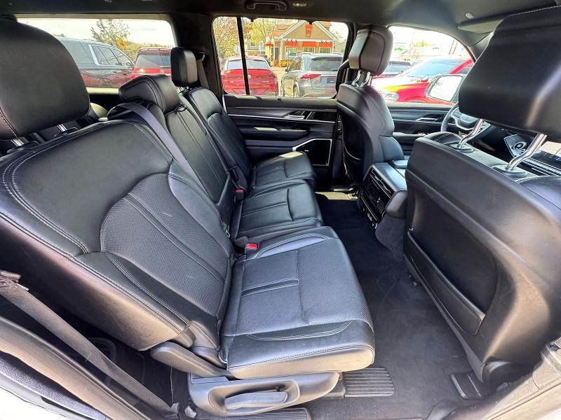 2023 Jeep Wagoneer VIN 1C4SJSBP9PS557564 COPART salvage auction — Normal Wear, PA - CERT OF TITLE (P), sold $28,750 on 2026-06-05 (photo 6)