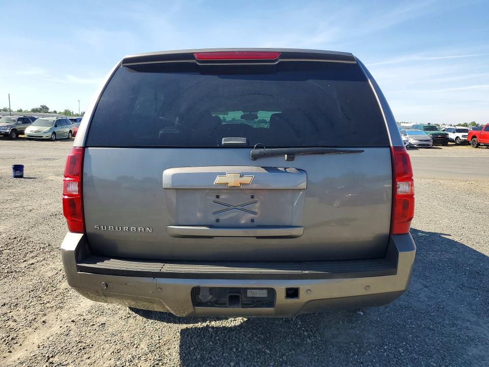 2007 Chevrolet Suburban VIN 1GNFK16387J166953 COPART salvage auction — FRONT END, Ca - Dis/Dlr/Exp Only Clean Title, sold $2,200 on 2026-07-09 (photo 6)