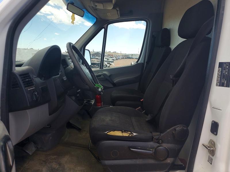 2015 Freightliner Sprinter VIN WDYPF4CC6FP169518 COPART salvage auction — HAIL, MN - CERT OF TITLE-SALVAGE, sold $2,200 on 2026-07-29 (photo 7)