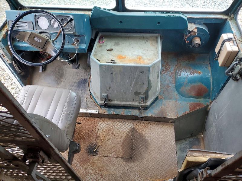 1988 White/gmc G-series VIN 1GTHP32K9J3501998 COPART salvage auction — FRONT END, CA - DIS/DLR/EXP APP FOR DUP CLEAN, sold $125 on 2026-07-13 (photo 8)
