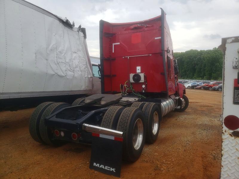 2025 Mack All other VIN 1M1PN4GYXSM017743 COPART salvage auction — ROLLOVER, NC - SALVAGE CERTIFICATE OF TITLE, sold $22,300 on 2026-07-16 (photo 4)