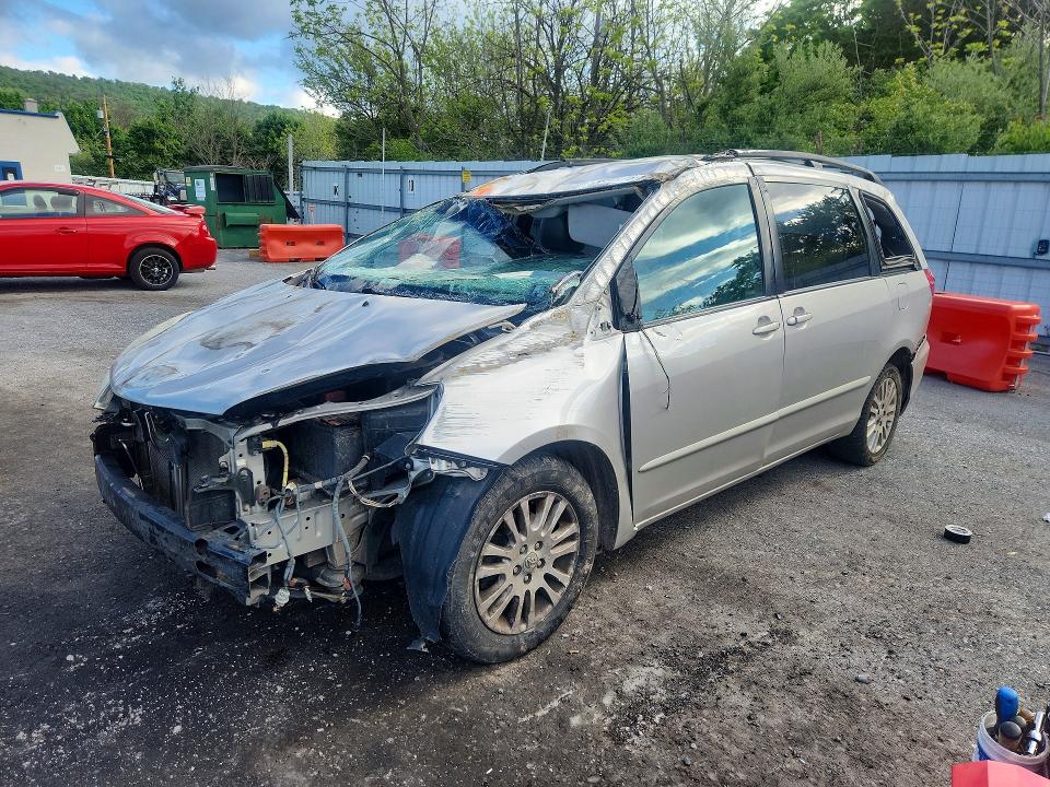 2010 Toyota Sienna VIN 5TDYK4CC6AS341623 COPART salvage auction — ROLLOVER, SC, sold $650 on 2026-07-14 (photo 1)