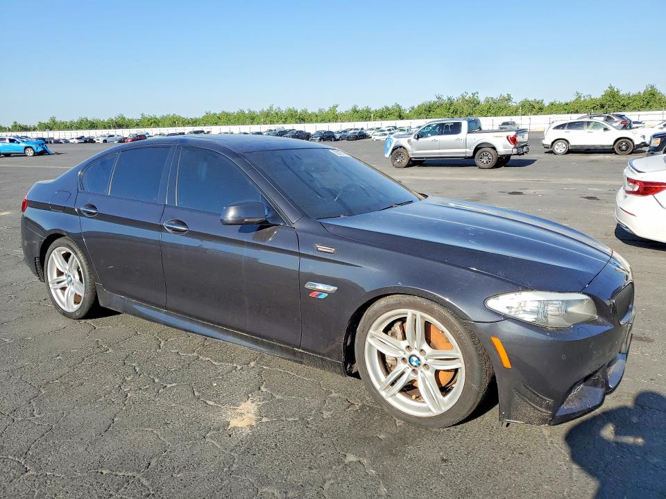 2013 BMW 5 series VIN WBAFR9C57DDX79792 COPART salvage auction — DAMAGE HISTORY, Ca - Dlr/Dis/Exp Only Salvage Title, sold $950 on 2026-07-02 (photo 4)