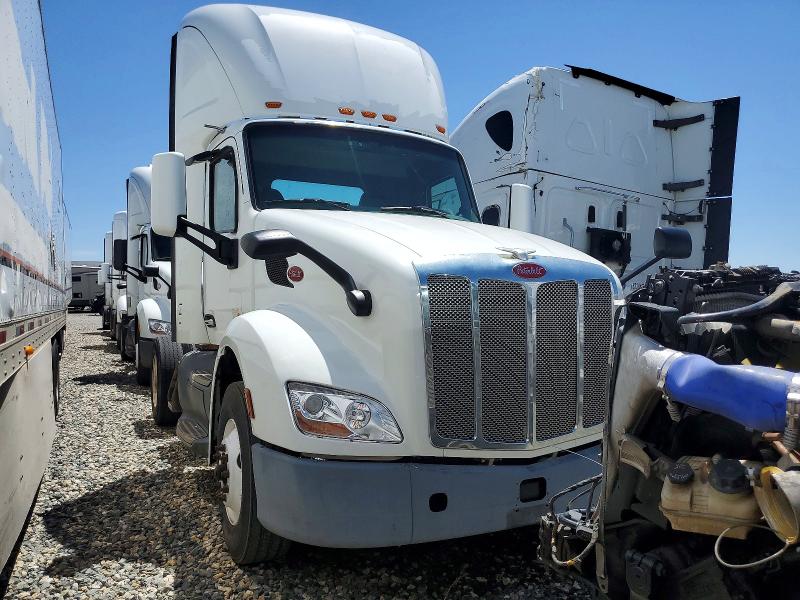 2017 Peterbilt All models VIN 1XPBA48X7HD428486 COPART salvage auction — MINOR DENT/SCRATCHES, IN - CERTIFICATE OF TITLE, sold $5,300 on 2026-07-09 (photo 1)