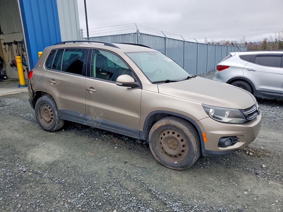 2015 Volkswagen truck/van Tiguan 2.0 VIN WVGJV7AX9FW012188 COPART salvage auction — REAR END, ST, sold $525 on 2026-07-23 (photo 4)