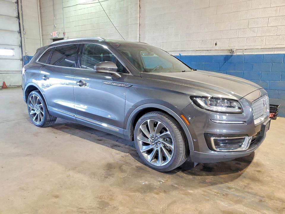 2019 Lincoln Nautilus VIN 2LMPJ8LP2KBL18352 COPART salvage auction — FRONT END, Il - Salvage Certificate, sold $3,000 on 2026-07-03 (photo 4)
