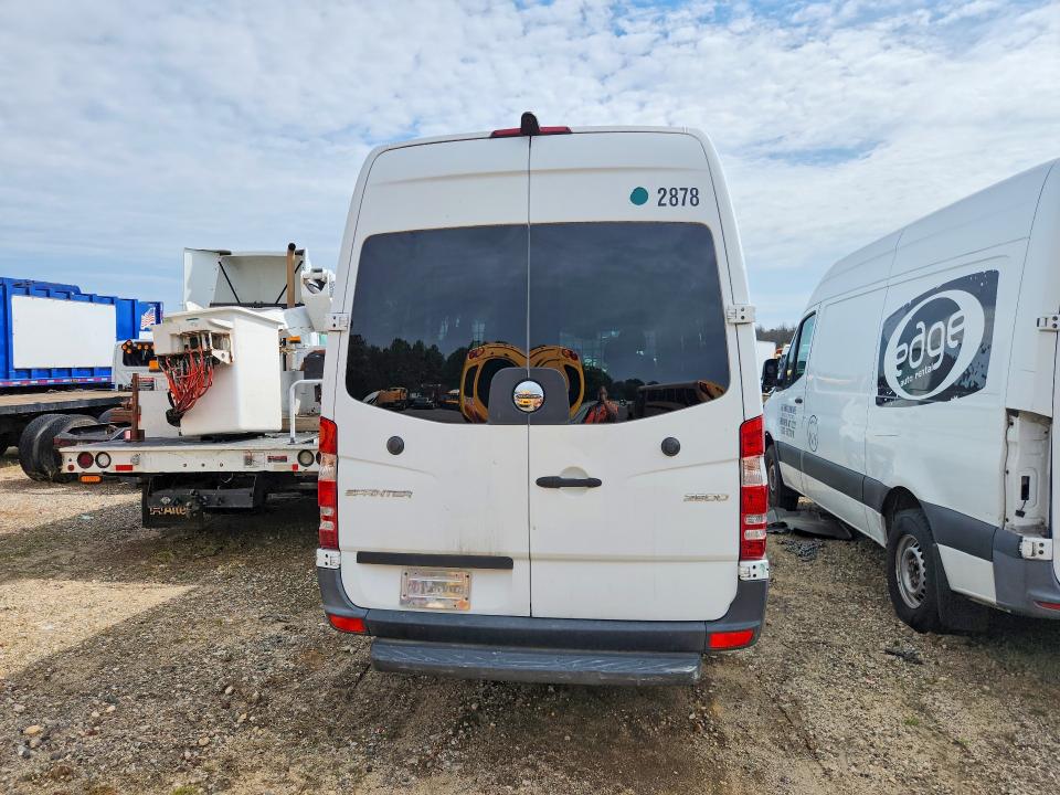 2017 Freightliner Sprinter VIN WDRPE8CD3HP510827 COPART salvage auction — MECHANICAL, NY - CERTIFICATE OF TITLE, sold $5,900 on 2026-07-08 (photo 6)
