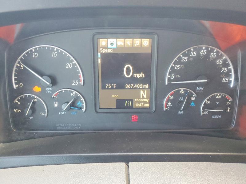 2020 Freightliner Cascadia 126 VIN 3AKJHHDR7LSLR4455 COPART salvage auction — MINOR DENT/SCRATCHES, PA - DIS/DLR/EXP ONLY CLEAN TITLE, sold $6,300 on 2026-07-22 (photo 8)