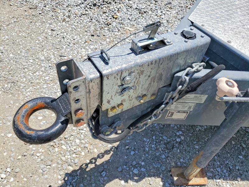 2013 Rajy Bu-16-1 / VIN 5UABU1619DV002172 COPART salvage auction — MINOR DENT/SCRATCHES, CA - BILL OF SALE, sold $2,950 on 2026-07-31 (photo 9)
